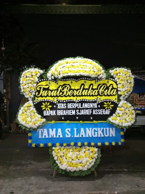 Papan Bunga Duka di Kelapa Tiga